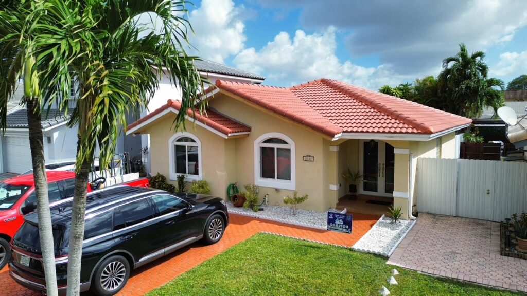 Metal vs. Tile Roofing: Which is Best for Florida Homes?