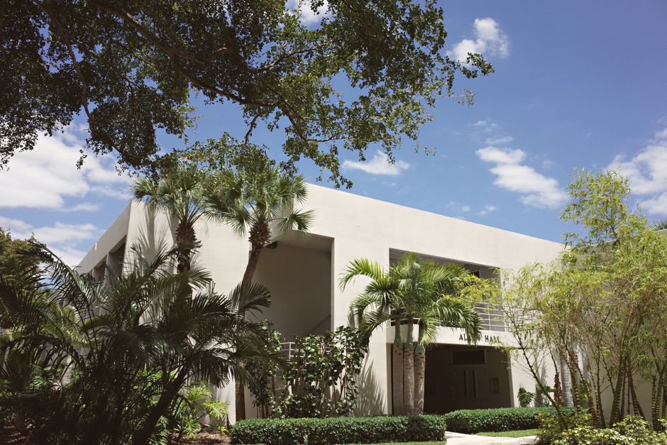 flat roof venice FL modern home coastal